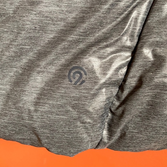 NWT Champion Puffer Vest - Picture 4 of 12